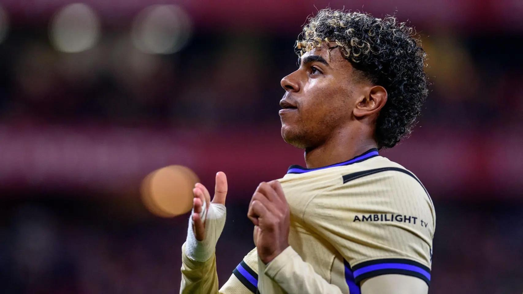 开云体育-西媒：因亚马尔成为巴萨会员不足一年，根据规定没有投票资格