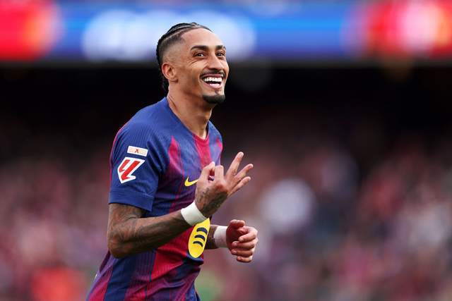 KAIYUN-拉菲尼亚帽子戏法，造5-2惨案！巴萨一雪前耻，皇马空欢喜一场